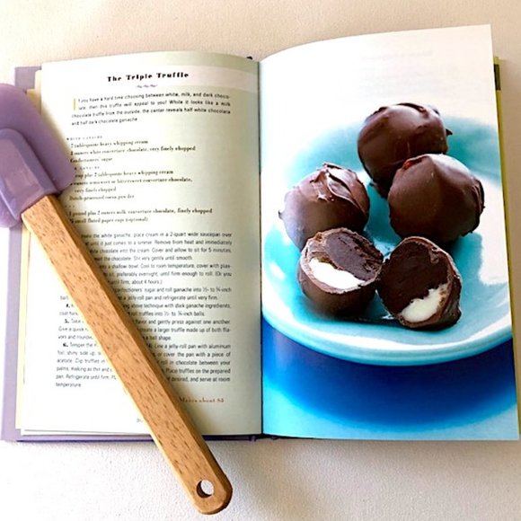 Chocolate Truffle Cookbook & Spatula Gift - Picture 5 of 15